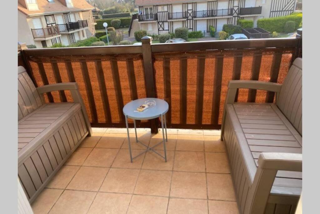 Ferienwohnung Super Duplex Bord De Mer, Histoire Nature Sport. Merville-Franceville-Plage Exterior foto